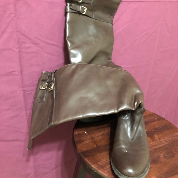 Ladies boots - Picture 1 of 1